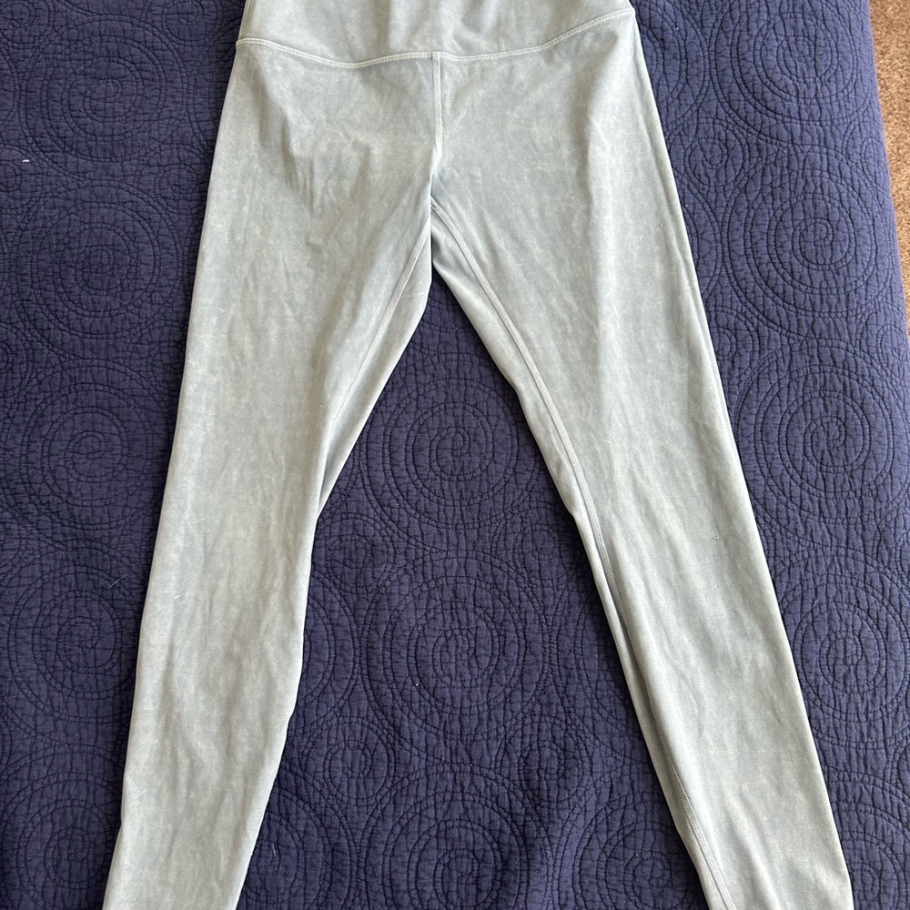 Lululemon Wunder Under High Rise Tight - Picture 4 of 6